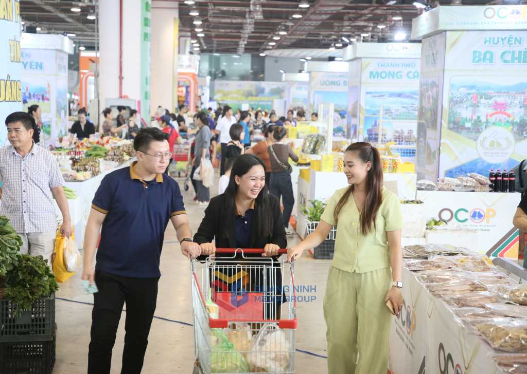 Hội chợ OCOP vùng Đông Bắc - Quảng Ninh 2023 đạt doanh thu trên 16,4 tỷ đồng 
