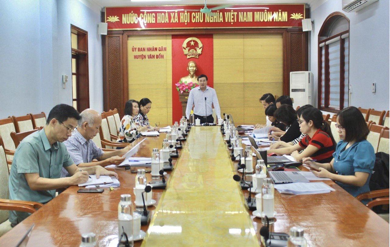 Huyện Vân Đồn đánh giá phân hạng sản phẩm OCOP cấp huyện năm 2023